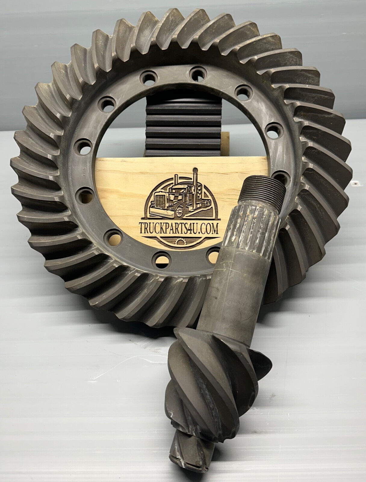 A35804-18 Meritor Rockwell Axletech SQHD front gearset – 7.20 ratio – new aftermarket differential gearing